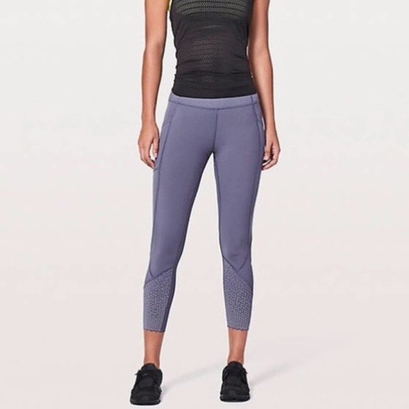 lululemon athletica Pants - Lululemon Tight Stuff 7/8 Leggings